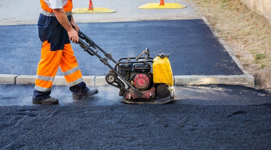 Professional gutter cleaning in Cedar Grove, NJ